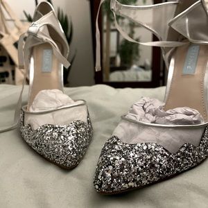 Betsy Johnson Iris Pumps Size 11